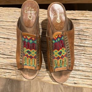 Limited edition  Calleen Cordero  . Excellent condition . 9.5-10 . Comfortable